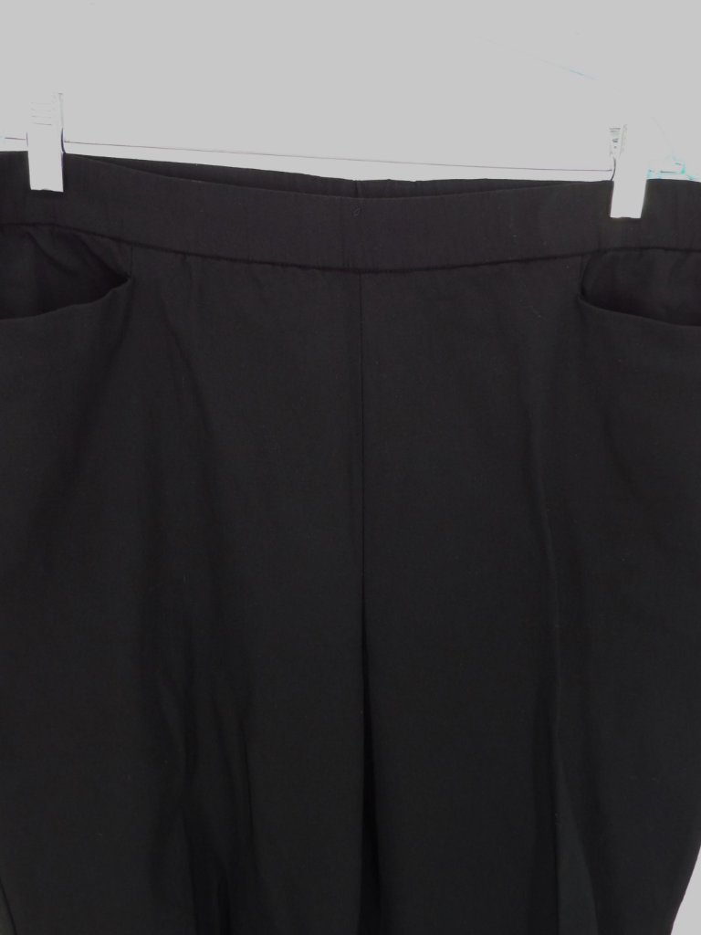Susan Graver Women's Fall Cropped Black Pants Size 18w Euc — image 2 of 7